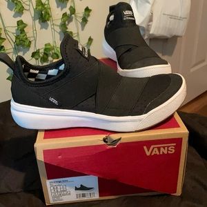 Ultra range core black van